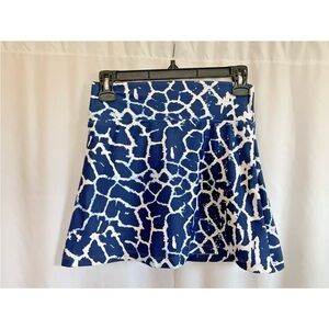 Tina + Jenna Blue White Giraffe Print Performance Skort - size XXS NWT Golf